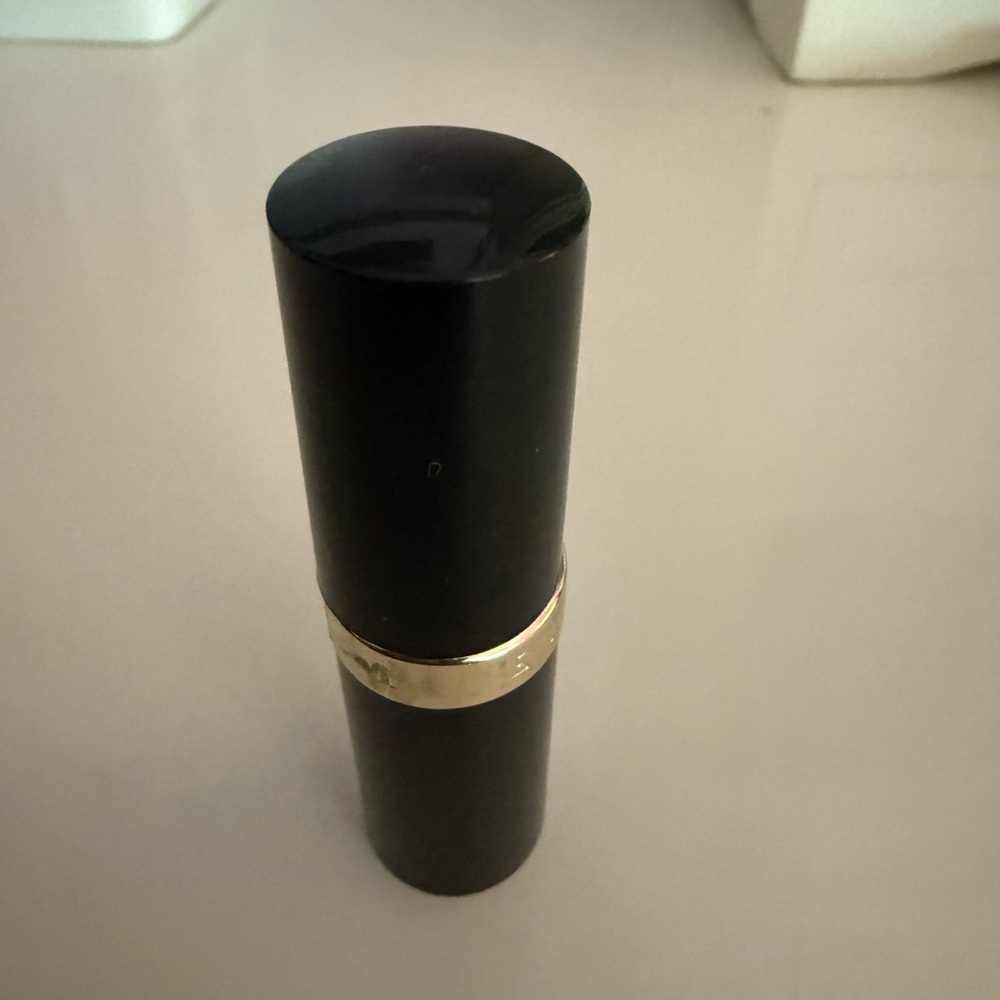 Elegant lipstick shimmer 15 Elizabeth Arden